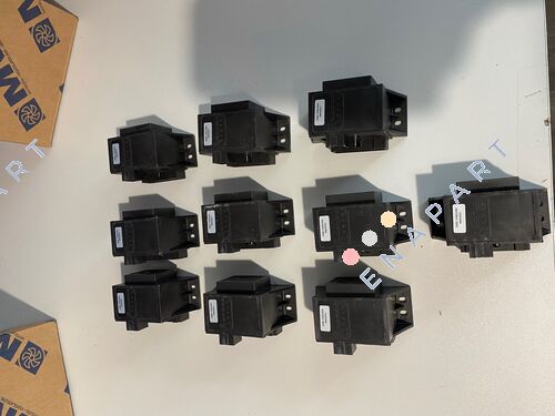 12201620 Auto transformator
