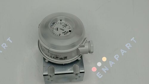 604.9200000 Relative and differential pressure switch