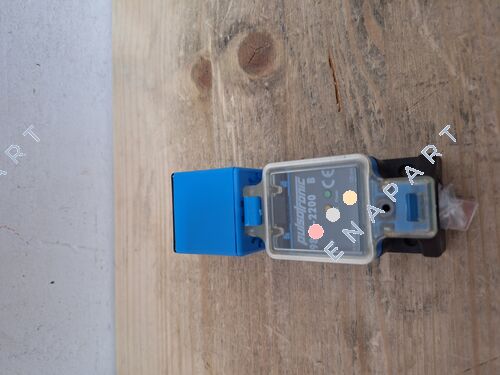 08317832200 / KJ40-Q40KN-DPU inductive sensor DC