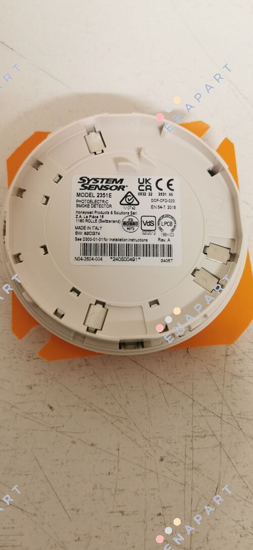 2351E (With B401R Base Plate With 470R Resistor) Low profile non-addressable optical smoke detector